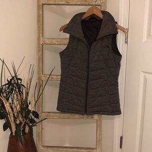 Northface vest pockets grey puffy winter